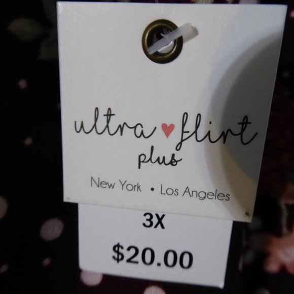 Ultra Flirt Plus raglan shirt, NWT - Picture 2 of 2